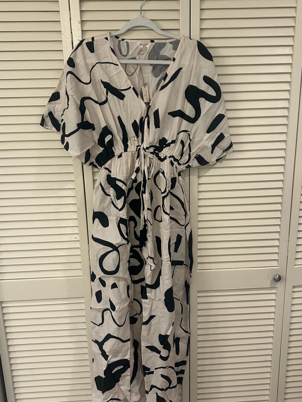World Market Black & White Abstract Print Kaftan Dress NWT